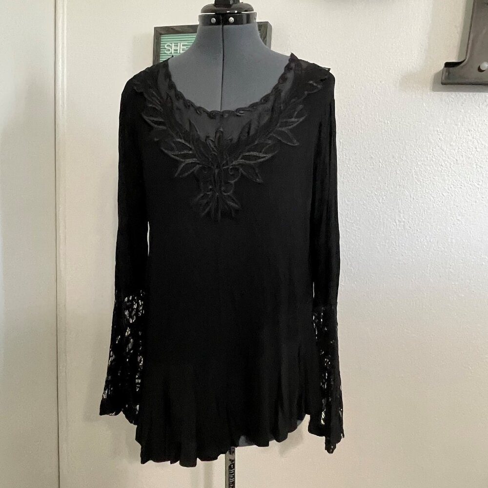 Black Lace Long Sleeve